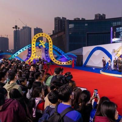 2024股市行情消息|探索世界各地的美食奇观_单一版.6.184